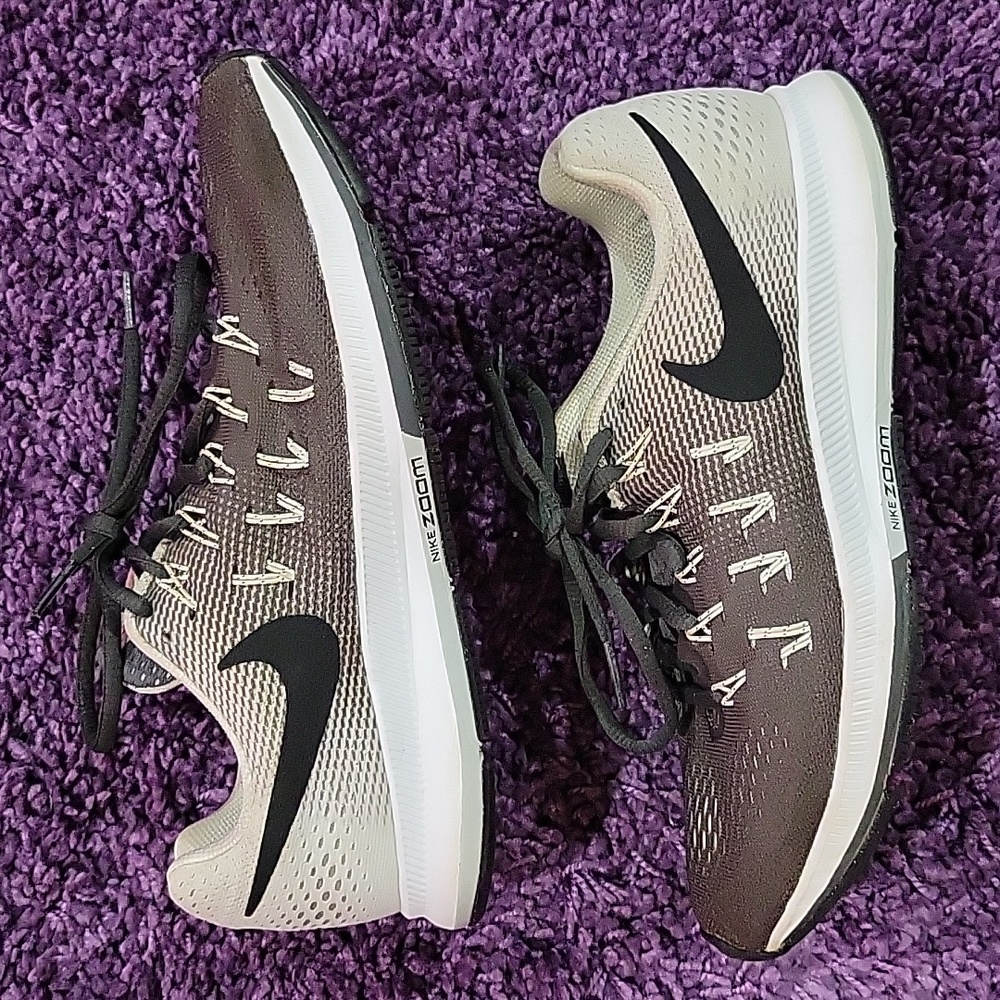 Nike Pegasus 33 Zoom Running shoe